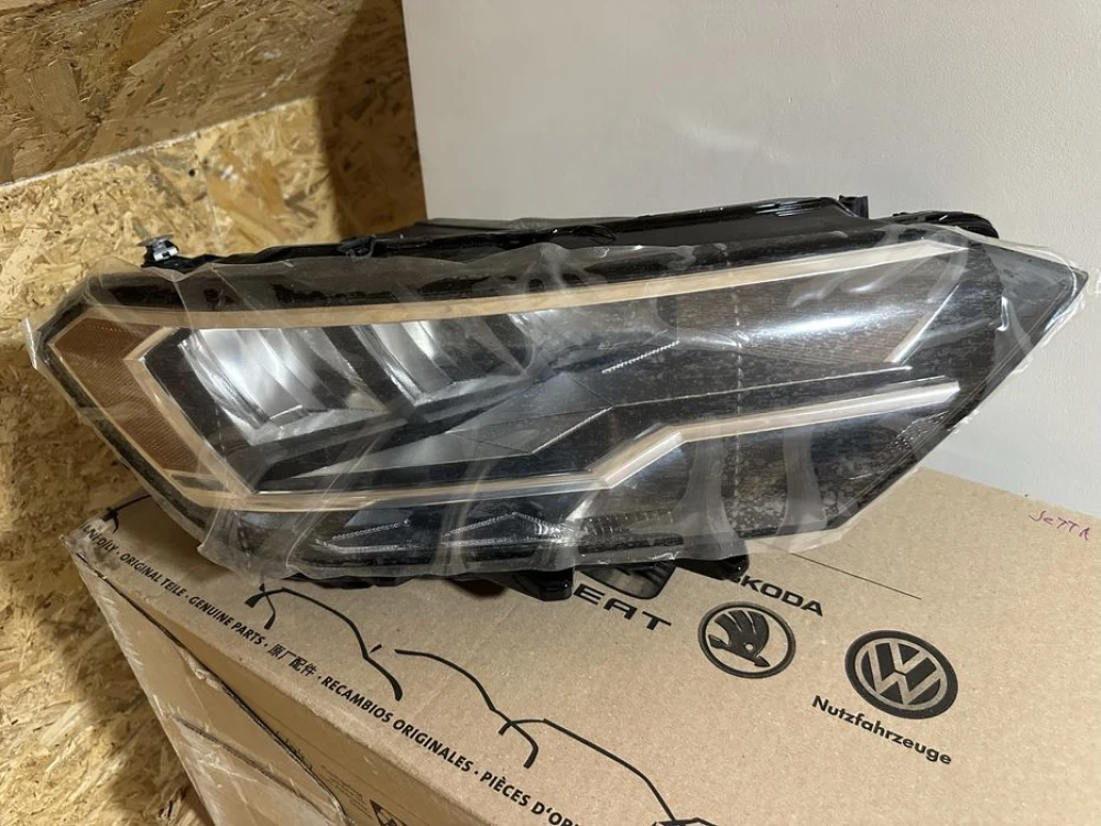 Нова оригінальна фара права jetta mk7 2018 2019 2020 2021 2022 2023