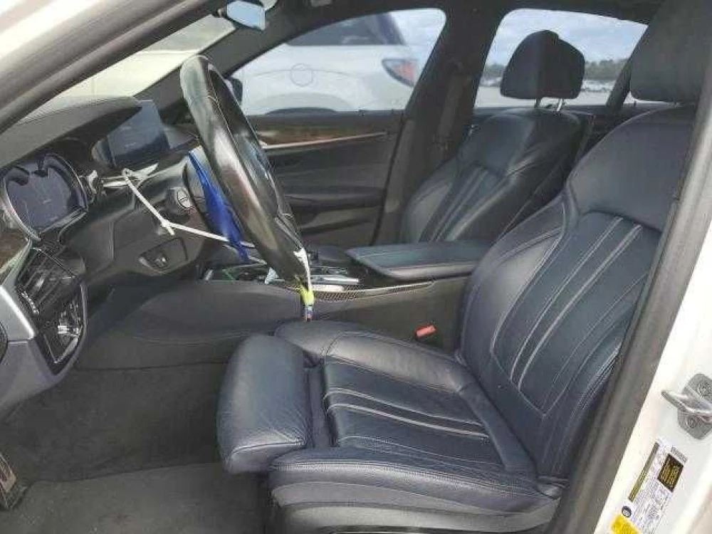 Bmw M550Xi  G30 кузов