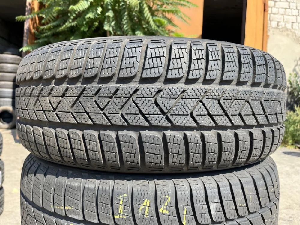 215/55 r17 Pirelli Sottozero 3 winter Резина зимняя