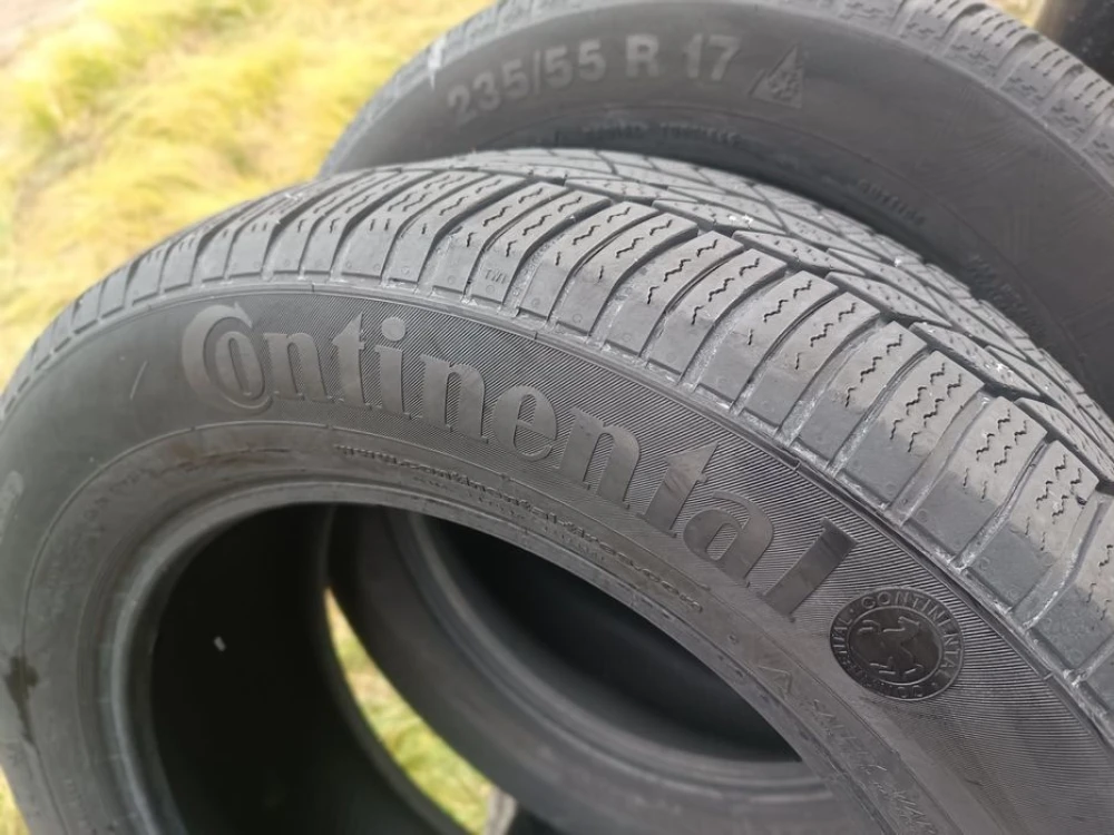 Зимові шини Continental 235/55 R17 резина Р17