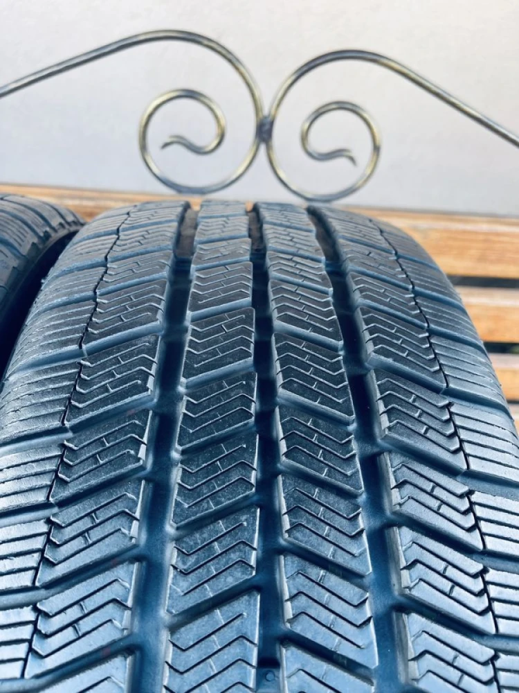 Пара шин 225/45 R17 Tyfon 2018p