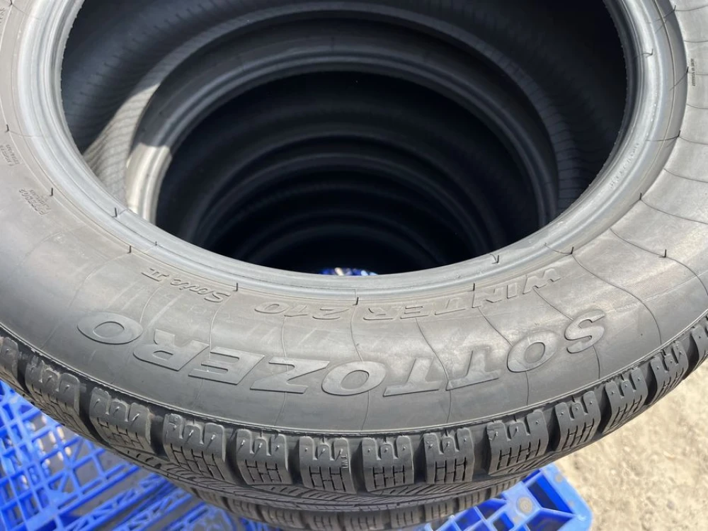 235/55 r18 Pirelli Sottozero winter 22 год Резина зимняя
