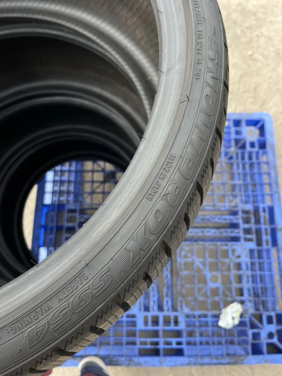 255/30 r20 Toyo Proxes S954 99% Резина зимняя