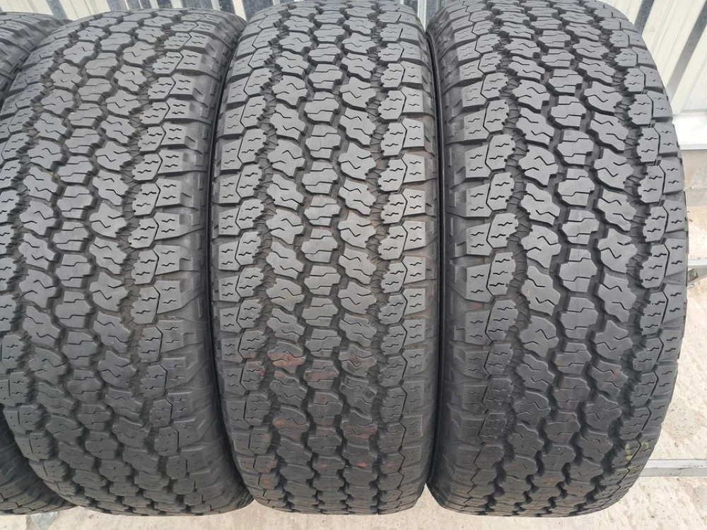 Резина 90%(9мм) протектор Good Year 255/70 R18 Wrangler All Terrain