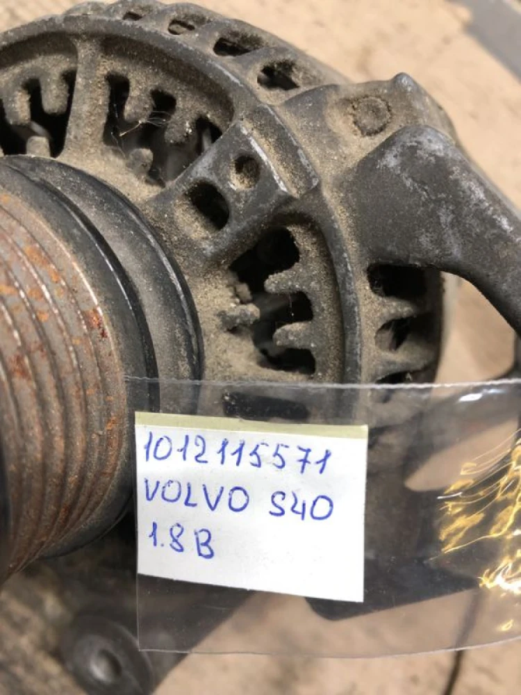 Генератор Volvo S40 Вольво с40 1012115571