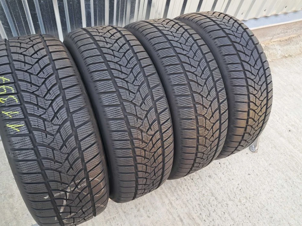 Резина зима 85% протектор Dunlop 235/60 R18 Wintersport 5 SUV