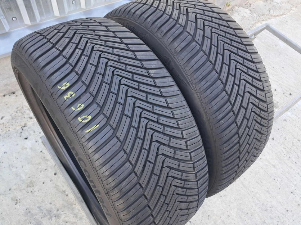 Резина 90% протектор Continenrtal 235/45 R18 All Season Contact DOT23