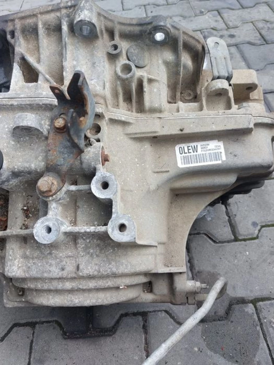 АКПП OLEW SGMDY 24252384 Opel Astra J 1.6 16V A16XER