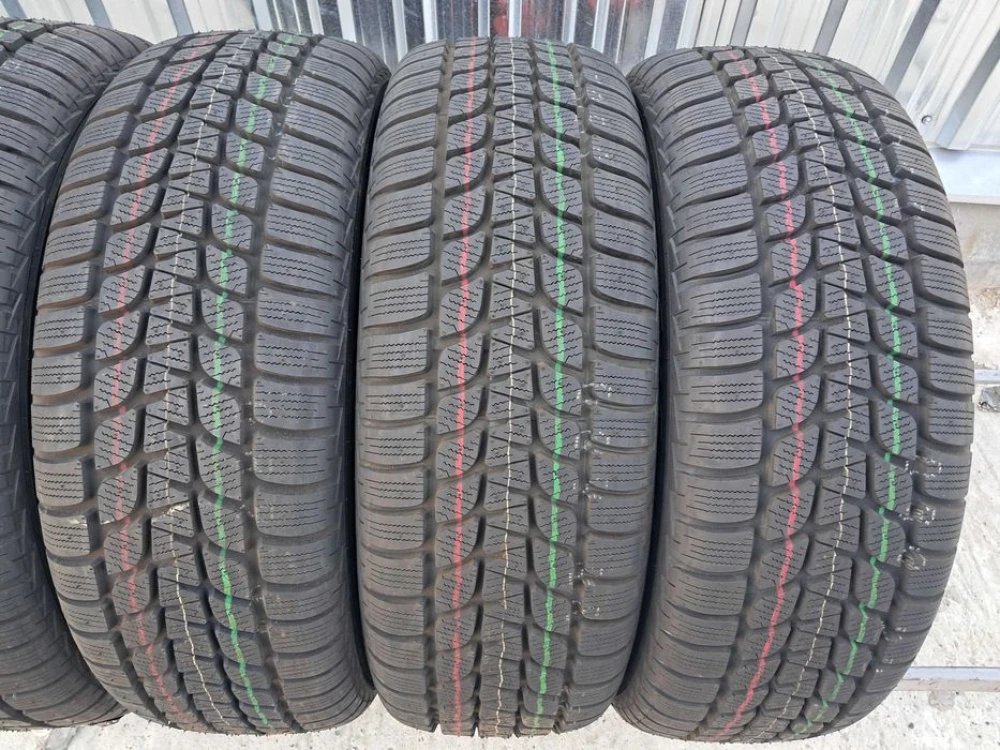 Резина зима НОВА Bridgestone 245/70 R16 Blizzak LM25 4x4