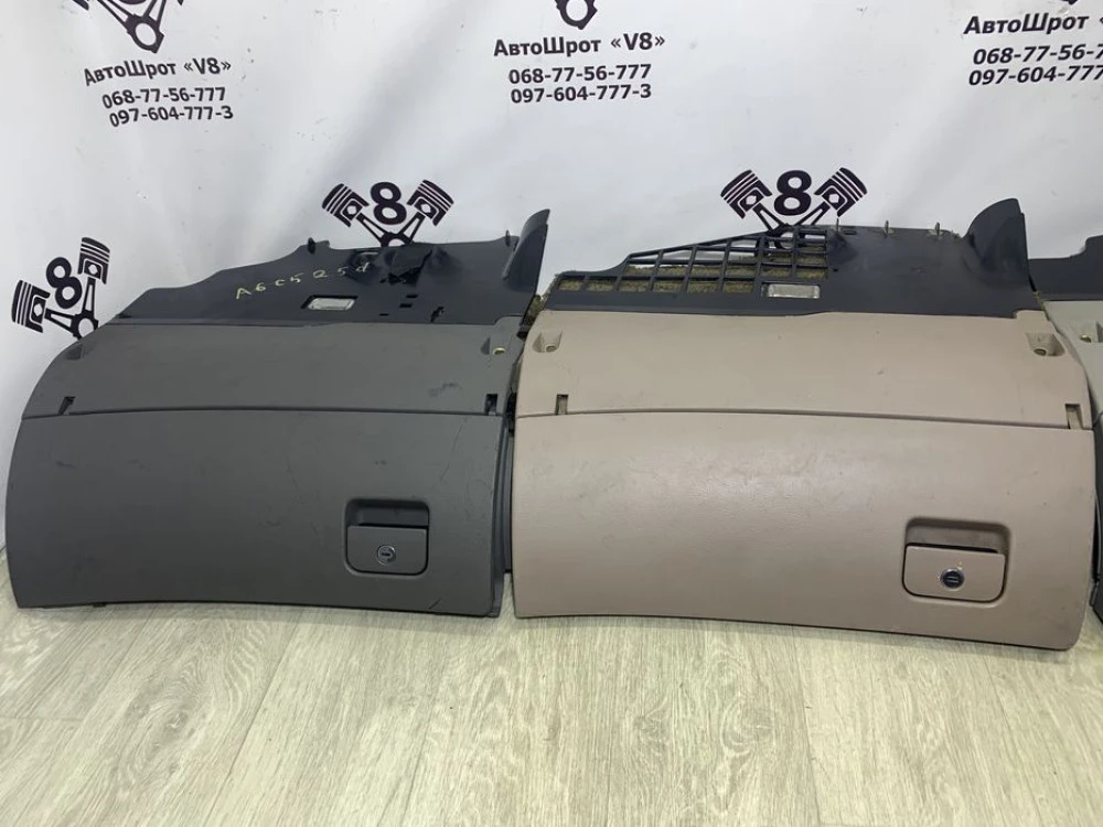 Бардачок Audi A6 C5 Ауді А6 С5