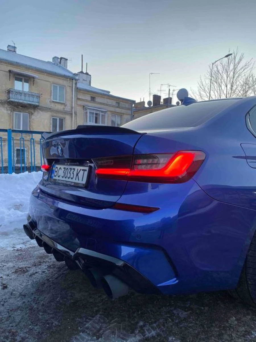 Спойлер BMW G20 тюнинг сабля элерон (maxton)