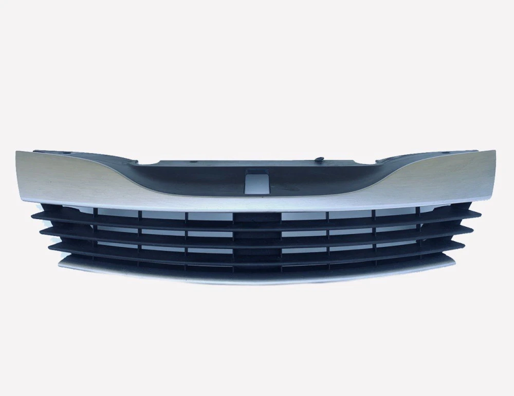 Решётка радиатора Renault Laguna II 82000125581