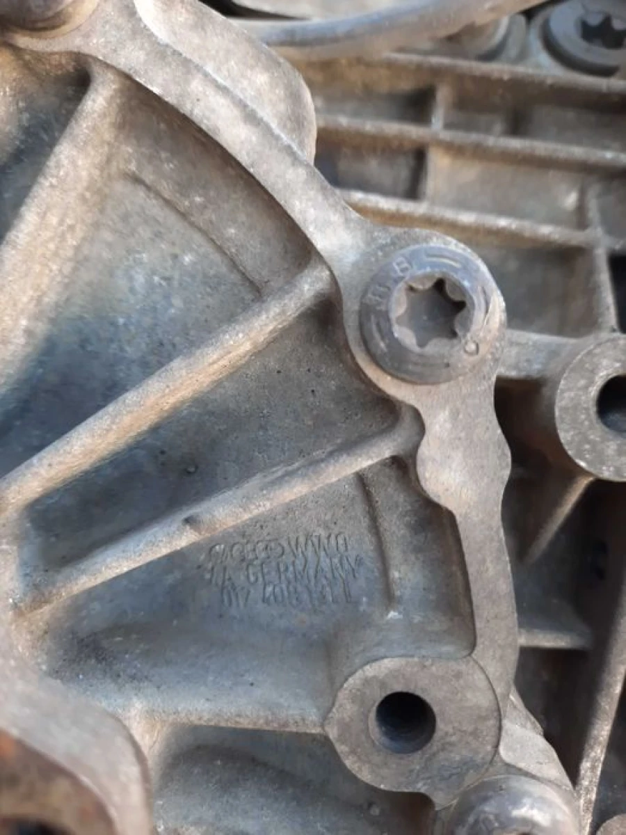 Коробка передач КПП VW Passat B5 Audi A4 Skoda 1.9 TDI 012301103AD