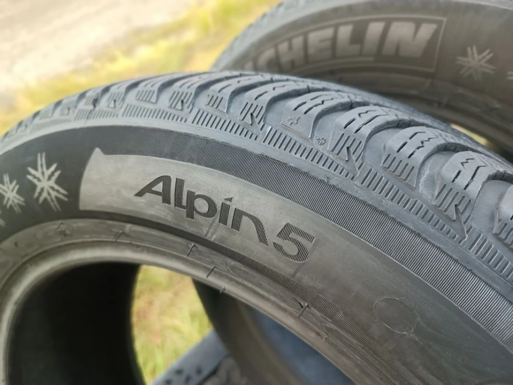 Зимові шини Michelin 225/55 R17 резина Р17
