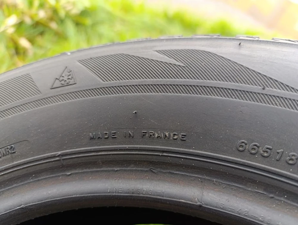 Зимові шини Bridgestone 185/65 R15 резина Р15