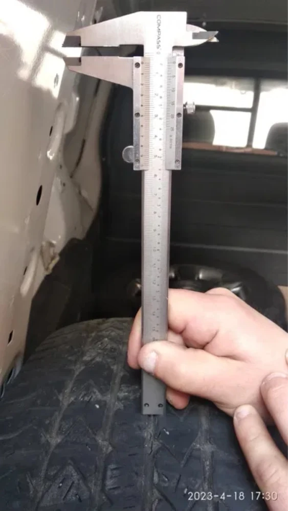 Продам летние колеса взборе 225/64 R17