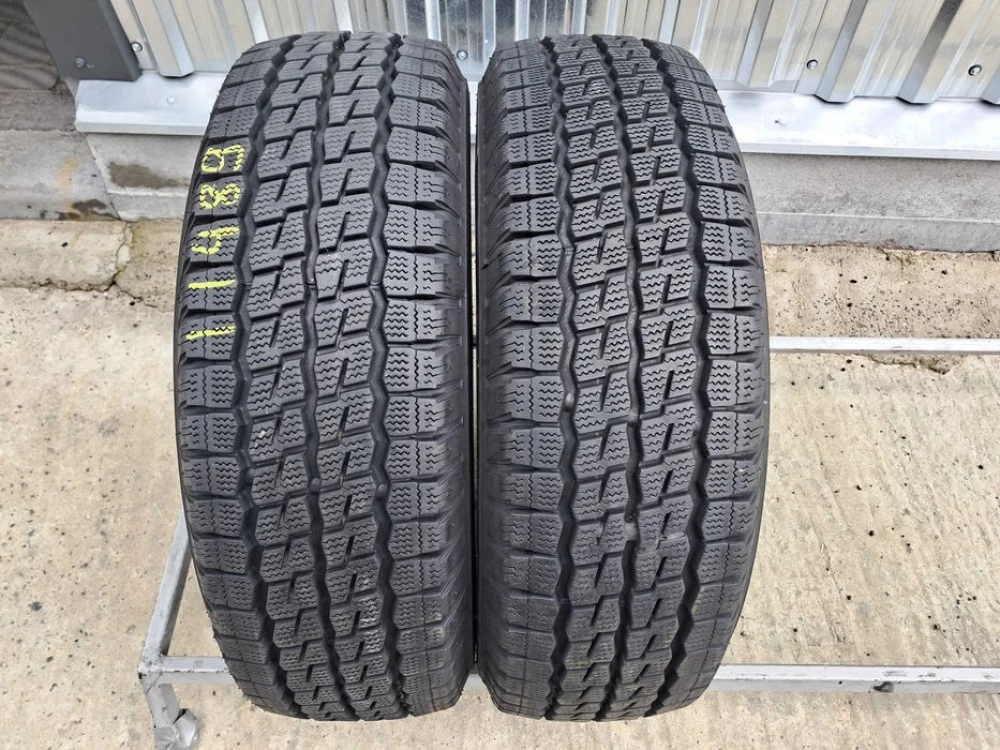 Резина зима 95% протектор Semperit 215/70 R15C VanHawk Winter