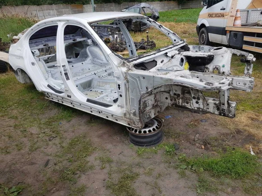 Четверть крыло лонжерон BMW 3 F30 F31