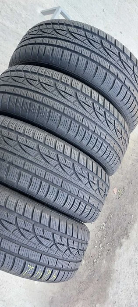 Резина зима 80% протектор Hankook 235/60 R18 Winter I'Cept EVO