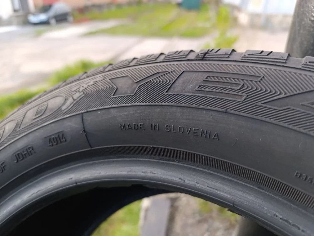 Всесезонні шини Goodyear 205/55 R16 резина Р16