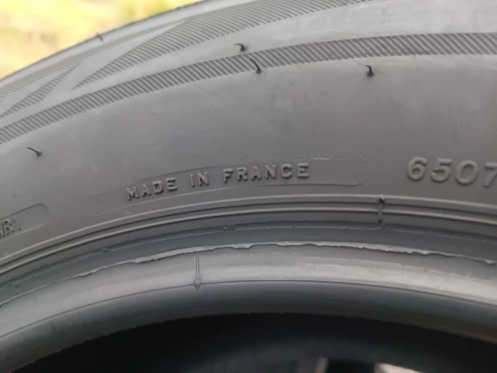 Зимові шини Bridgestone 215/60 R16 резина Р16