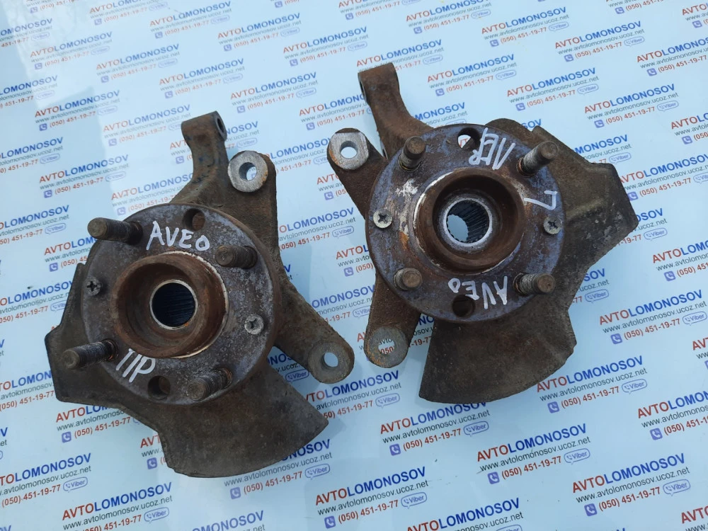 96459242 Поворотный кулак Chevrolet Aveo 96459243