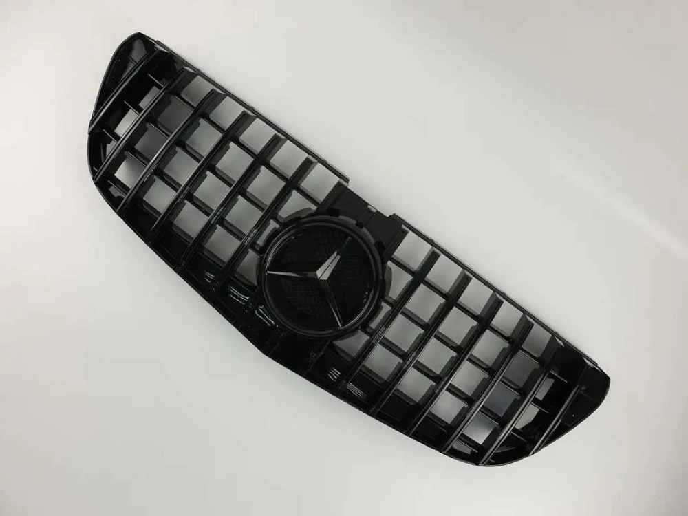 Решетка радиатора mercedes VitoW447 2014-2019г.GTстиль (Black)