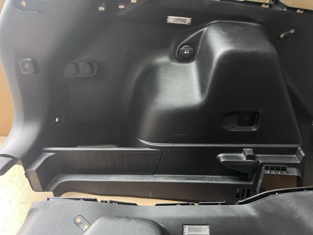 Карта багажника обшивка jeep cherokee kl 2018 2019 2020