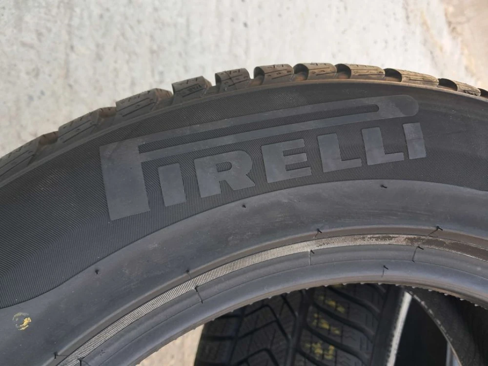 Резина зима 99% протектор Pirelli 225/60 R17 Sottozero 3