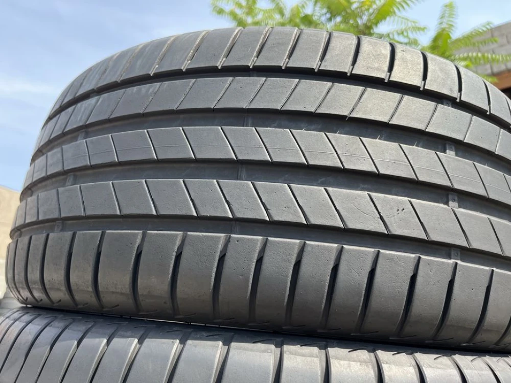 255/40 r20 Bridgestone Turanza T005 Silent Резина летня