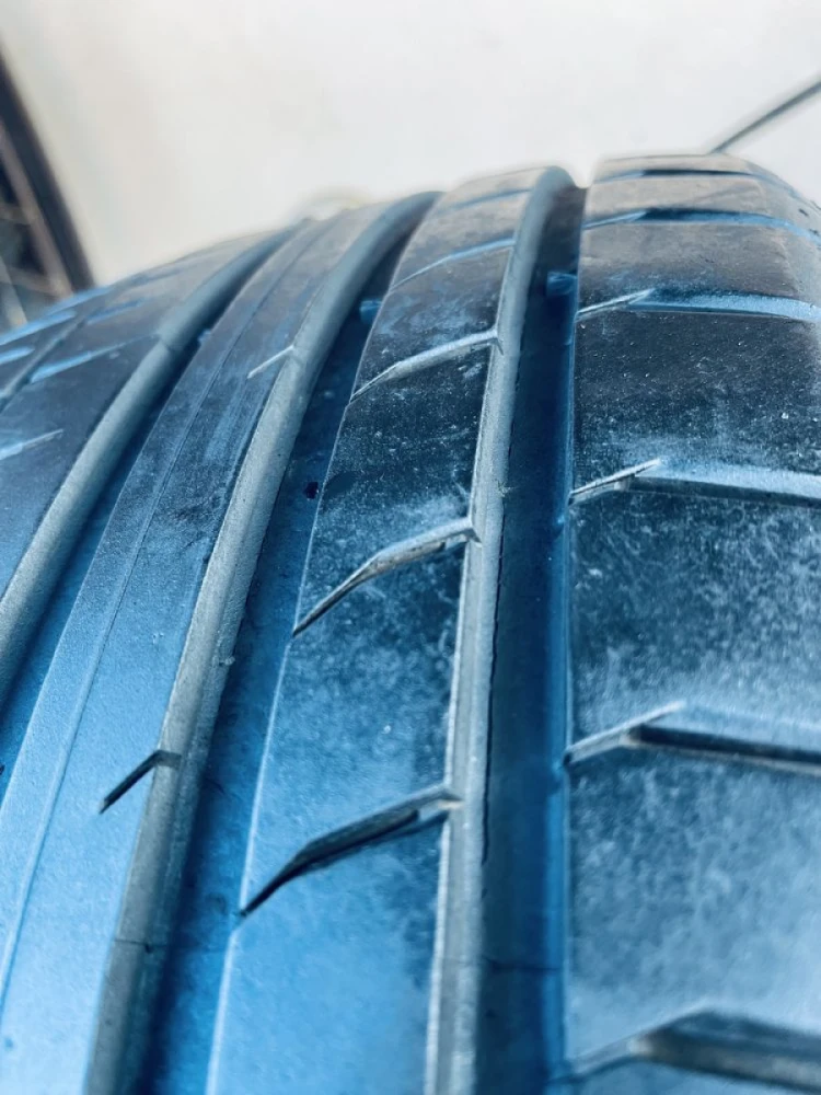 Шини 225/40 R18 Continental