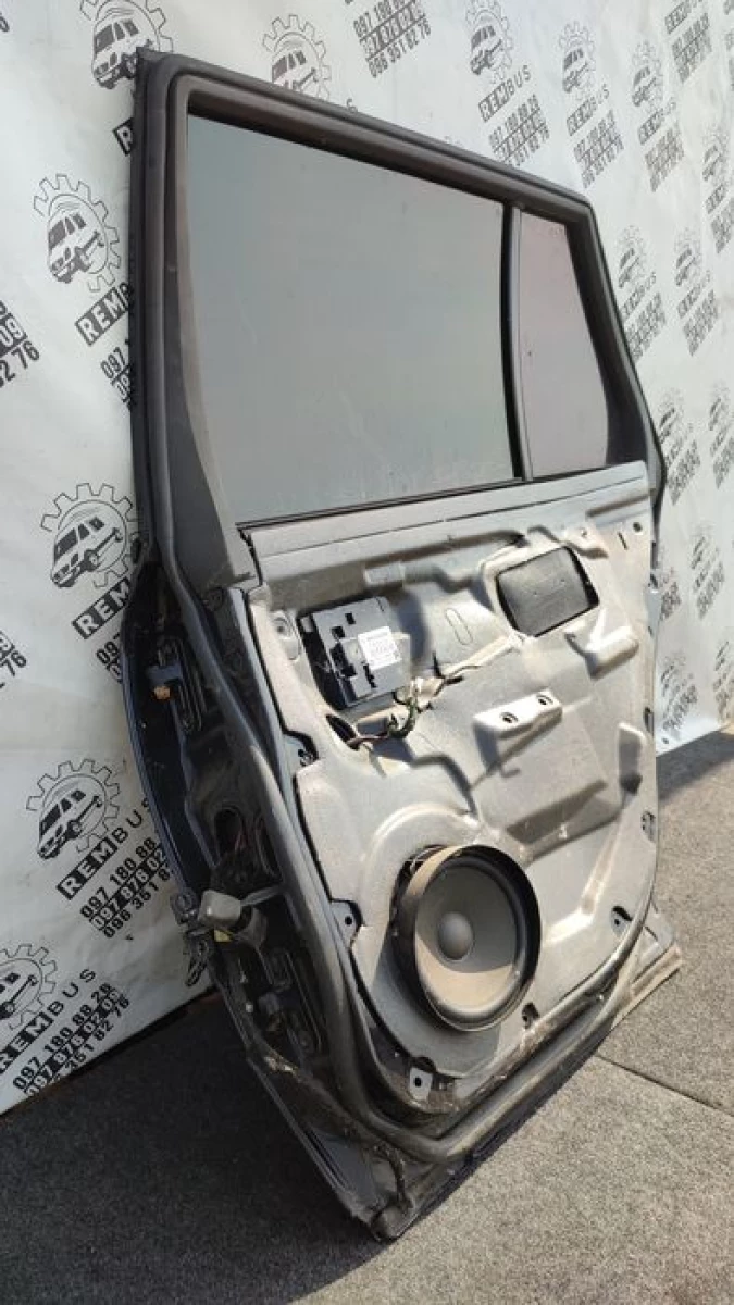 Дверка задня права MB W211 універсал в хорошому стані