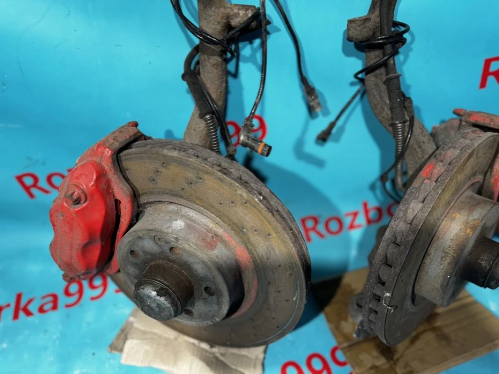 Поворотний кулак Mercede s 221 3.0d цапфа мерседес