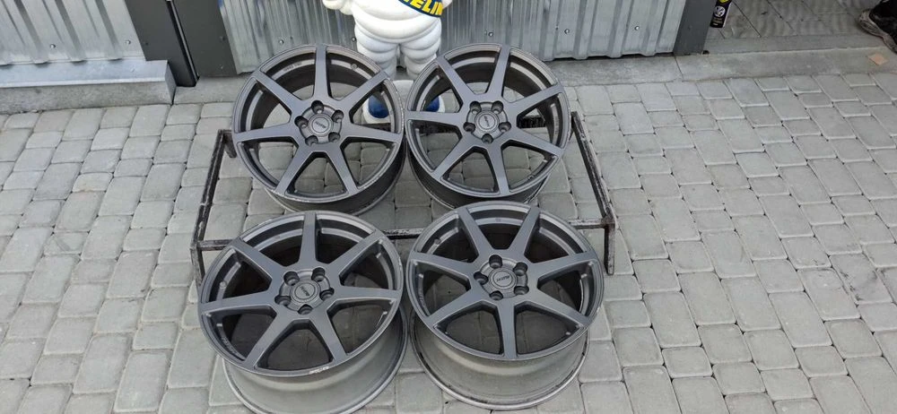 Диски Alutec R18 5x112 8,5J ET48 Mercedes E Audi A4 A8 Skoda VW Seat