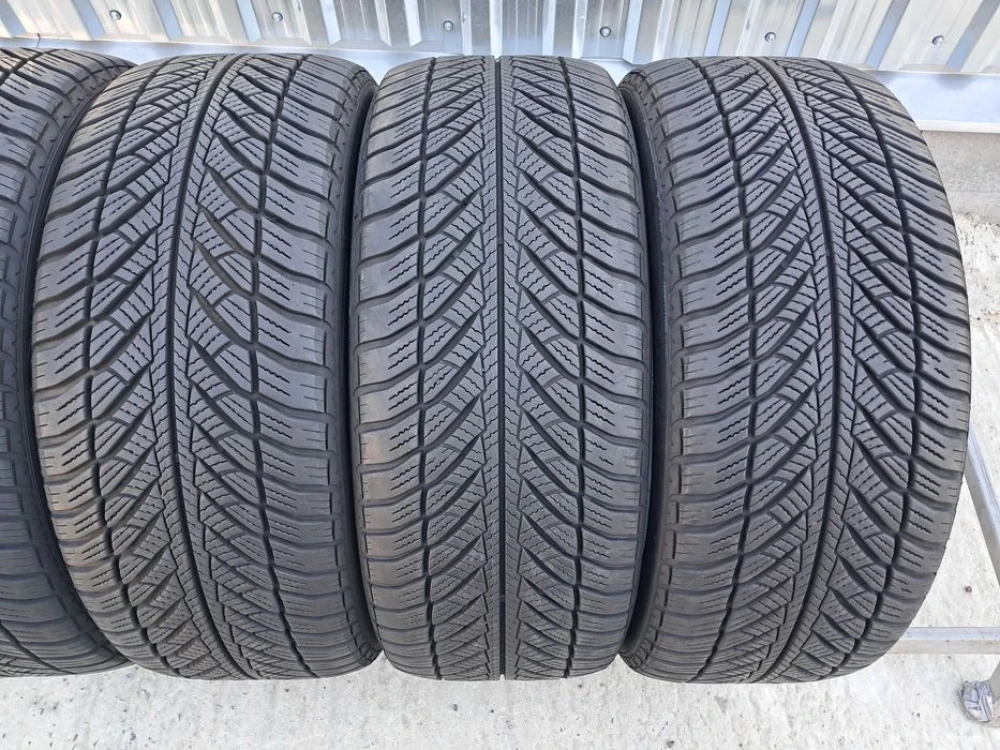 Резина зима 90% протектор Good Year 245/45 R18 UltraGrip 8 Performance