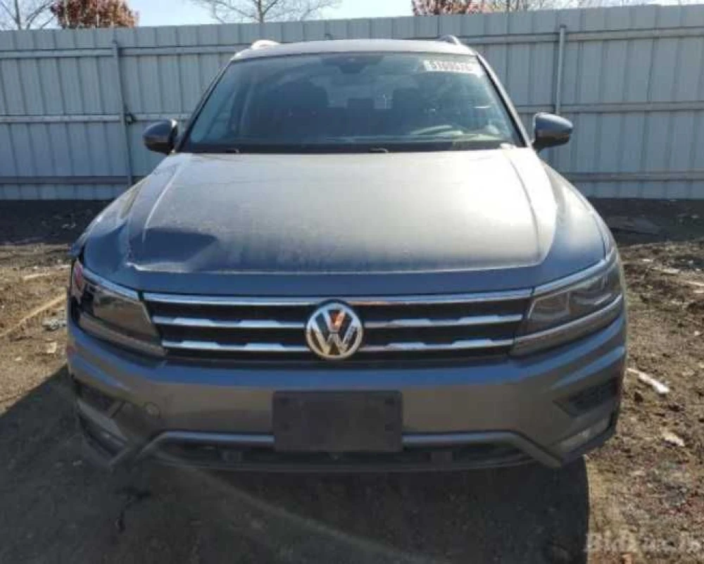 Volkswagen Tiguan 2016-2020 крило праве/ліве