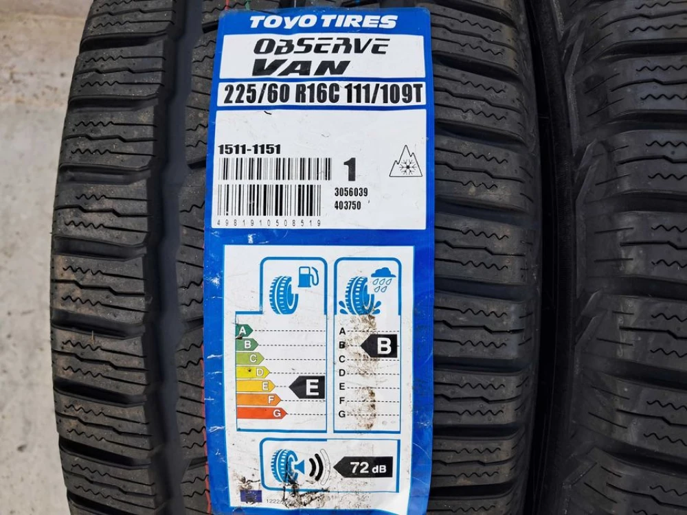 Резина зима НОВА Toyo 225/60 R16C ObserveVan Traffic Vivaro Primastar