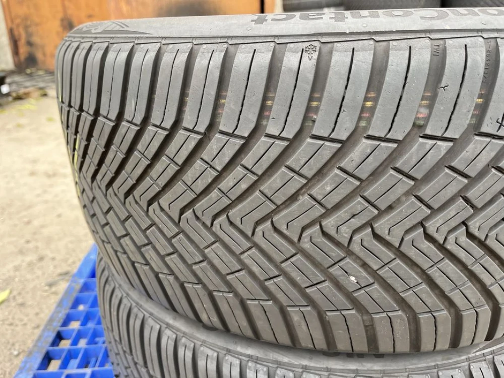 255/40 r20 Continental AllSeasonContact Резина всесезонная