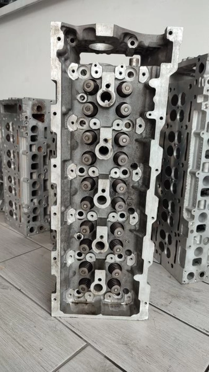 Головка 2.7 спринтер готова до встановлення