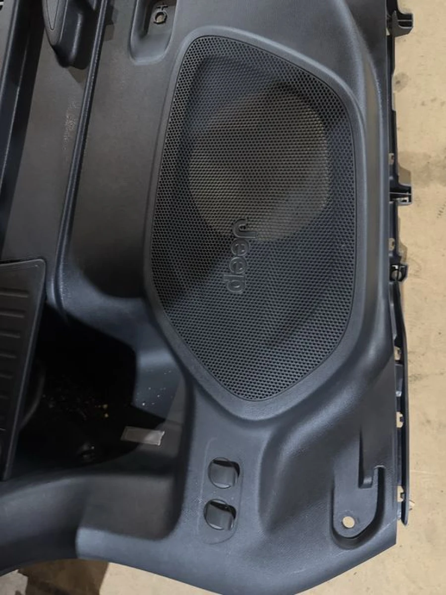 Карта багажника саб jeep cherokee kl 2018 2019 2020 2021