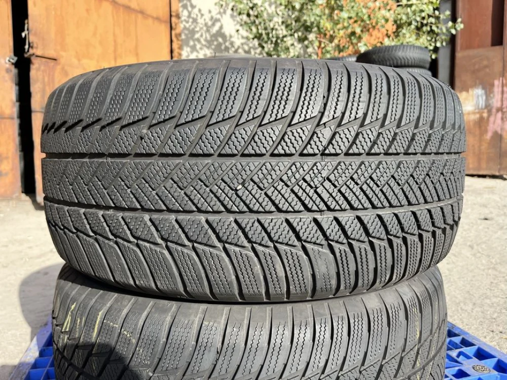 265/50 r19 Bridgestone Blizzak LM001 Резина зимняя