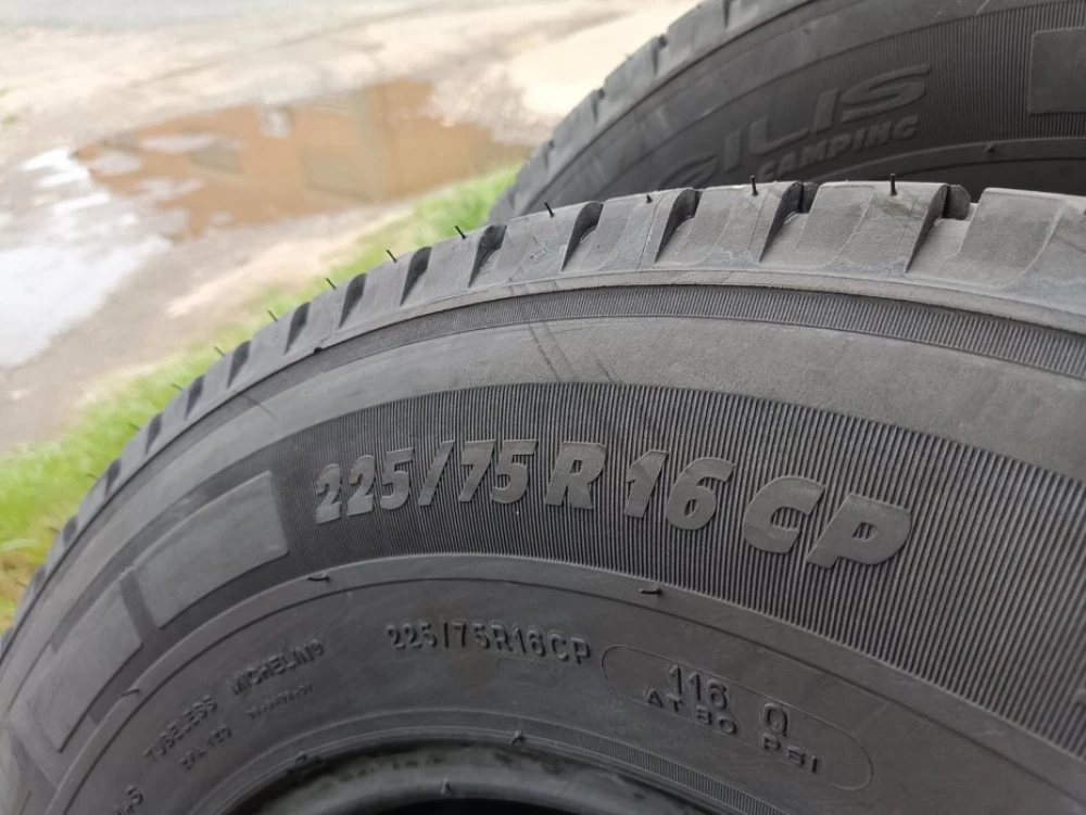 Літні шини Michelin 225/75 R16C резина цешка Р16 С