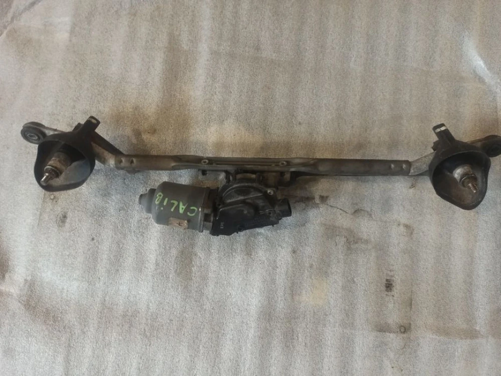 Трапеція двірників моторчик Dodge Caliber 05303780AD AX159010-9292