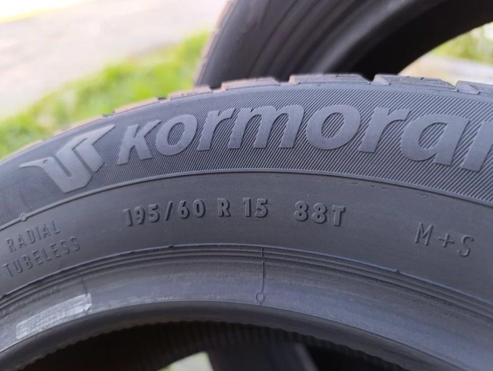 Зимові шини Kormoran 195/60 R15 резина Р15