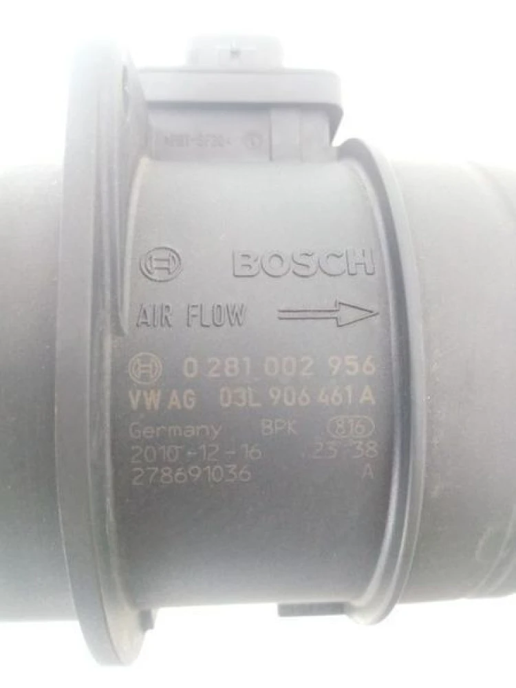 Расходомер воздуха 0 281 002 956 03L 906 461 A Skoda Superb 2 2.0 TDI