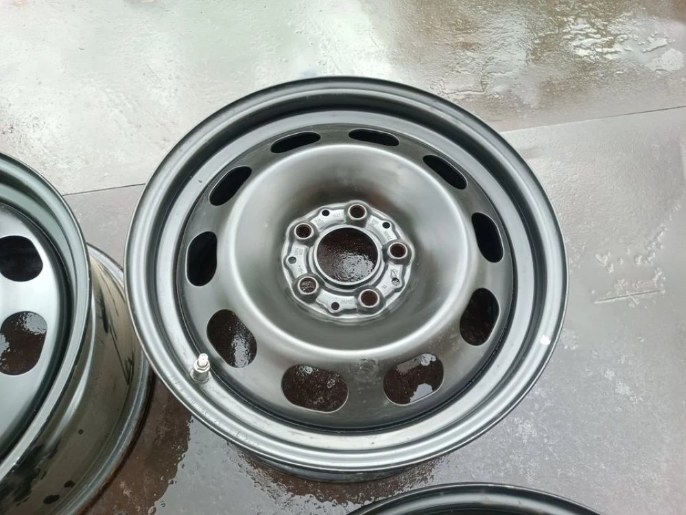 Оригінальні металеві диски 5*112 R16