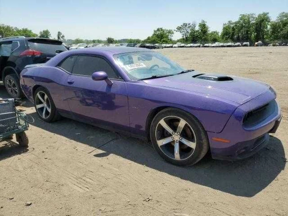 Dodge Challenger кузов/розборка/запчастини