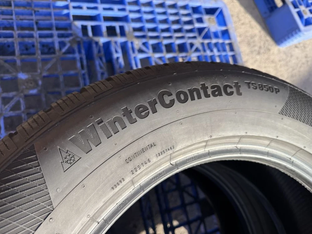 235/60 r18 Continental WinterContact TS850P Резина зимняя