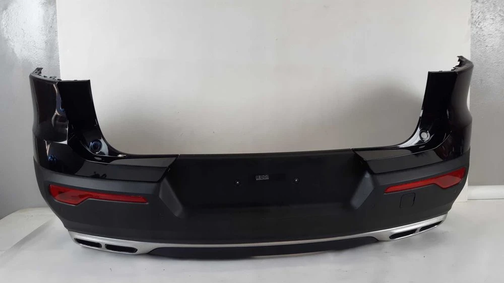 Бампер задний Volvo XC40 R-design