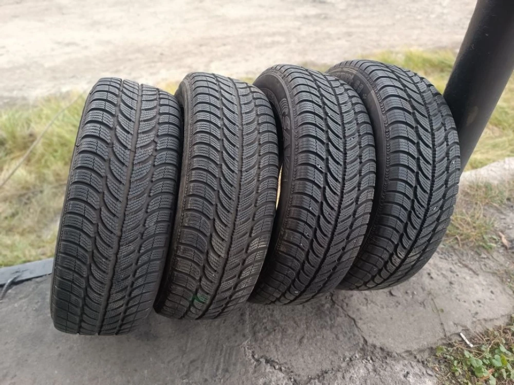 Зимові шини Sava 195/60 R15 резина Р15